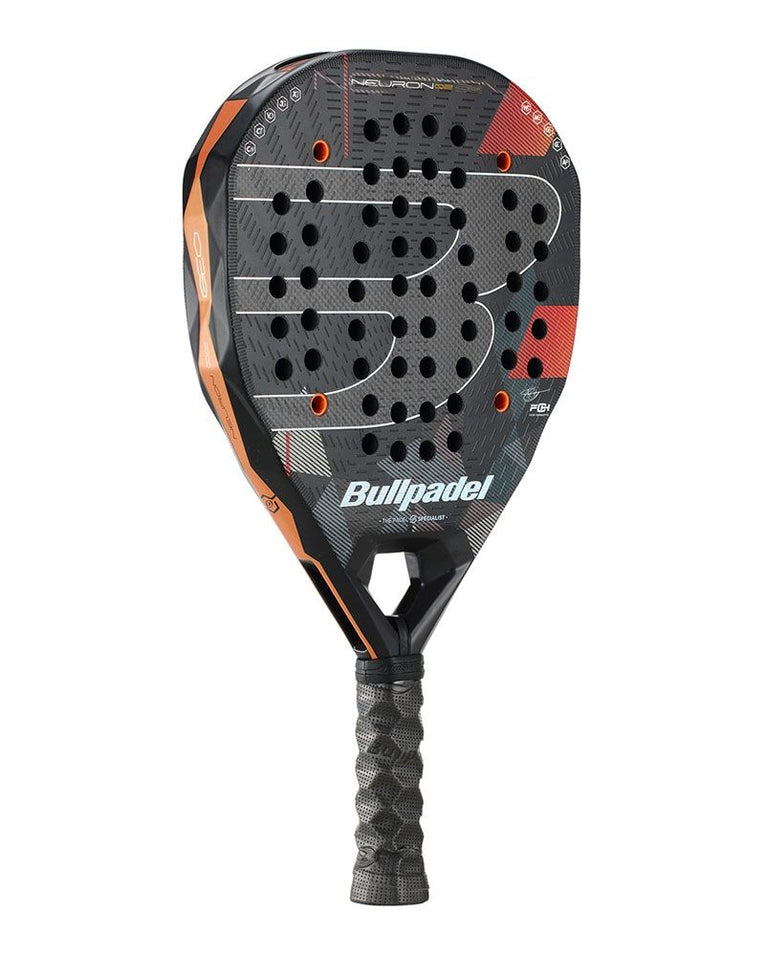 Bullpadel Neuron 02 Edge 2026 schuin vooraanzicht padelracket