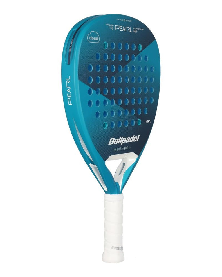 Bullpadel Pearl Cloud 2025 dames padelracket schuin vooraanzicht links