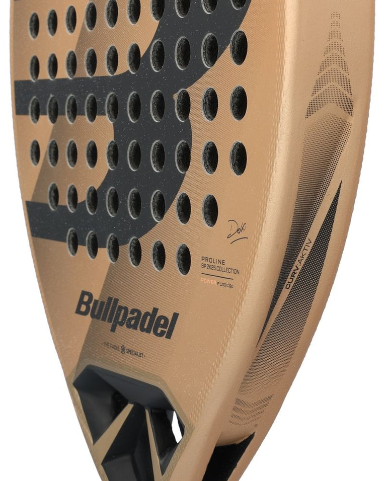Bullpadel Vertex 04 25 Dames detail van de zijkant van het frame