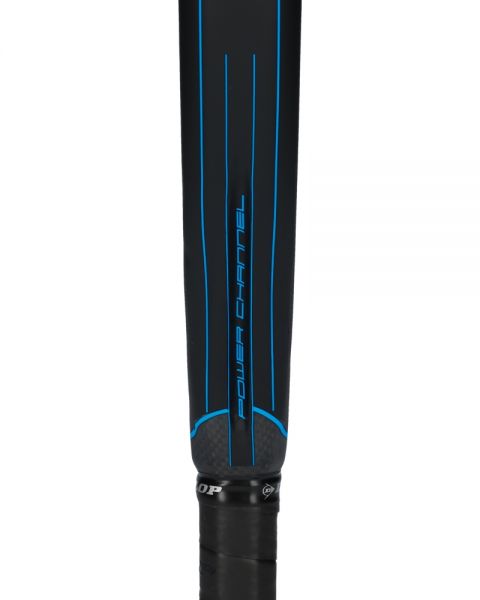 Detail van de handgreep en Power Channel technologie van de Dunlop Titan Killer 2.0 2024