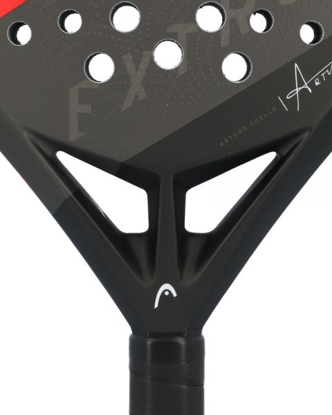Detail van de brugconstructie van de Head Extreme Pro Arturo Coello 2024