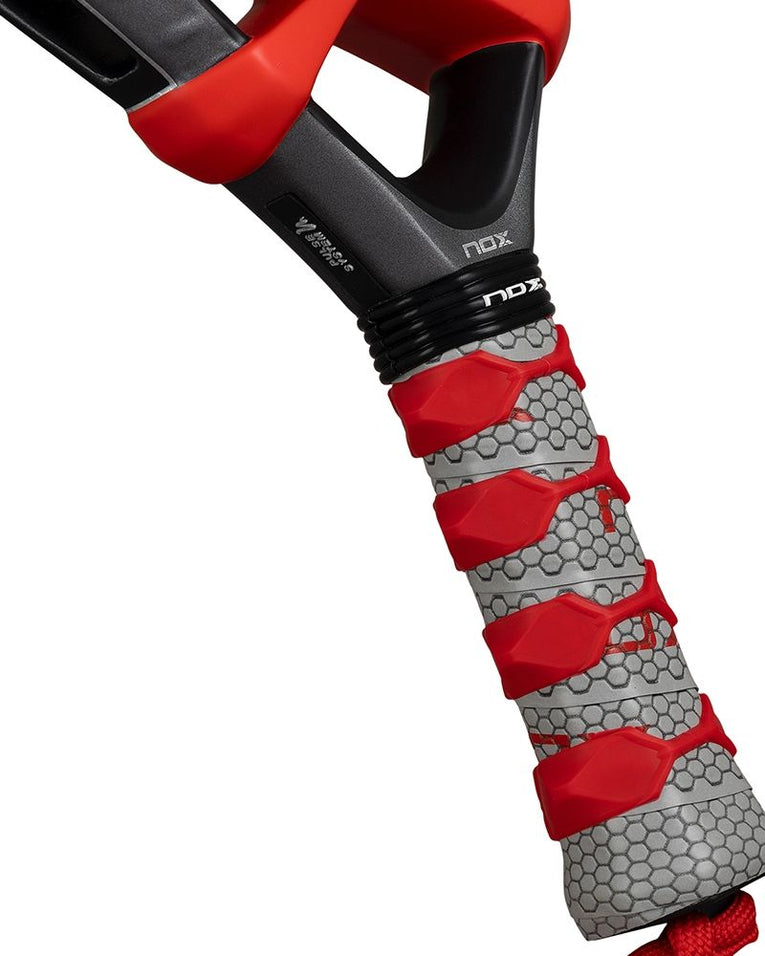 Nox ML10 Ventus Control 3K By Miguel Lamperti 2026 detail overgrip padelracket