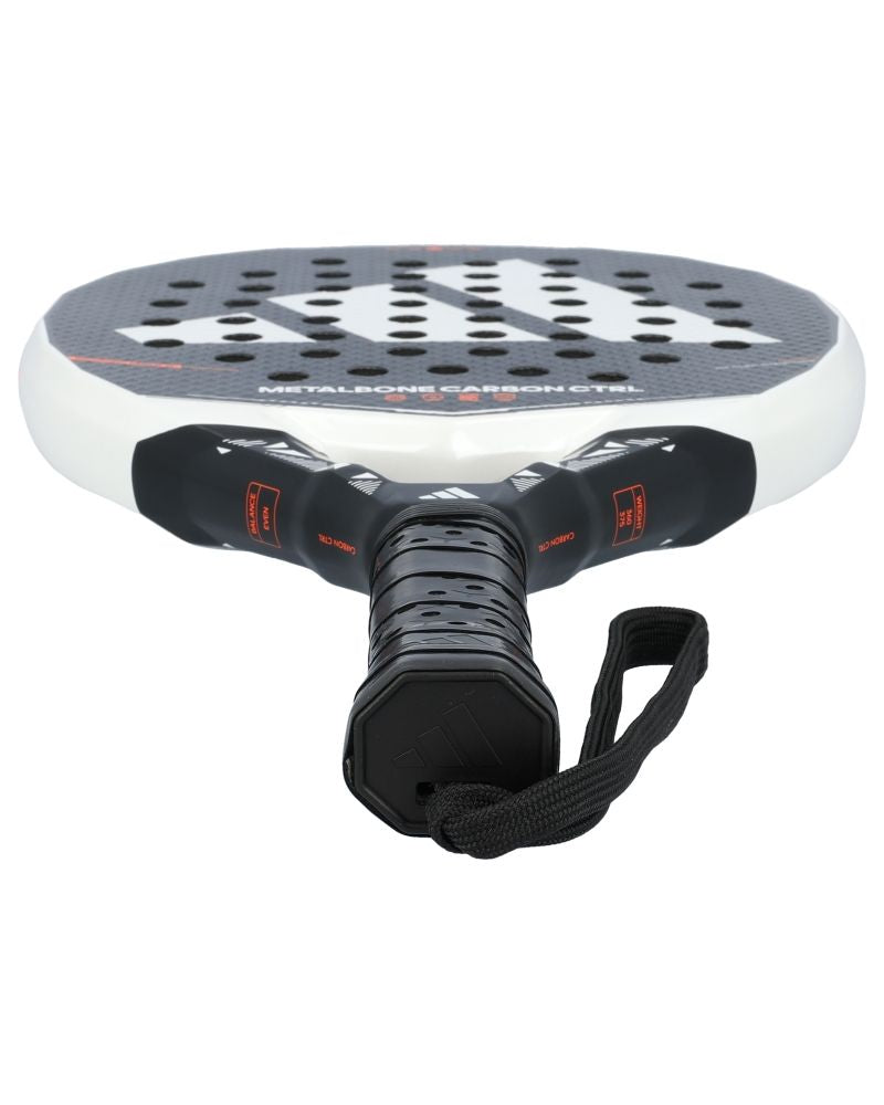 Onderkant van de Adidas Metalbone Carbon CTRL 2026 padelracket