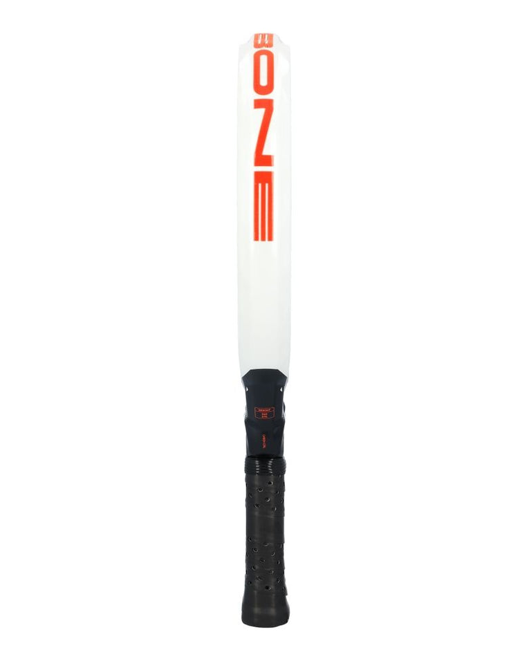 Zijkant van de Adidas Metalbone Carbon CTRL 2026 padelracket