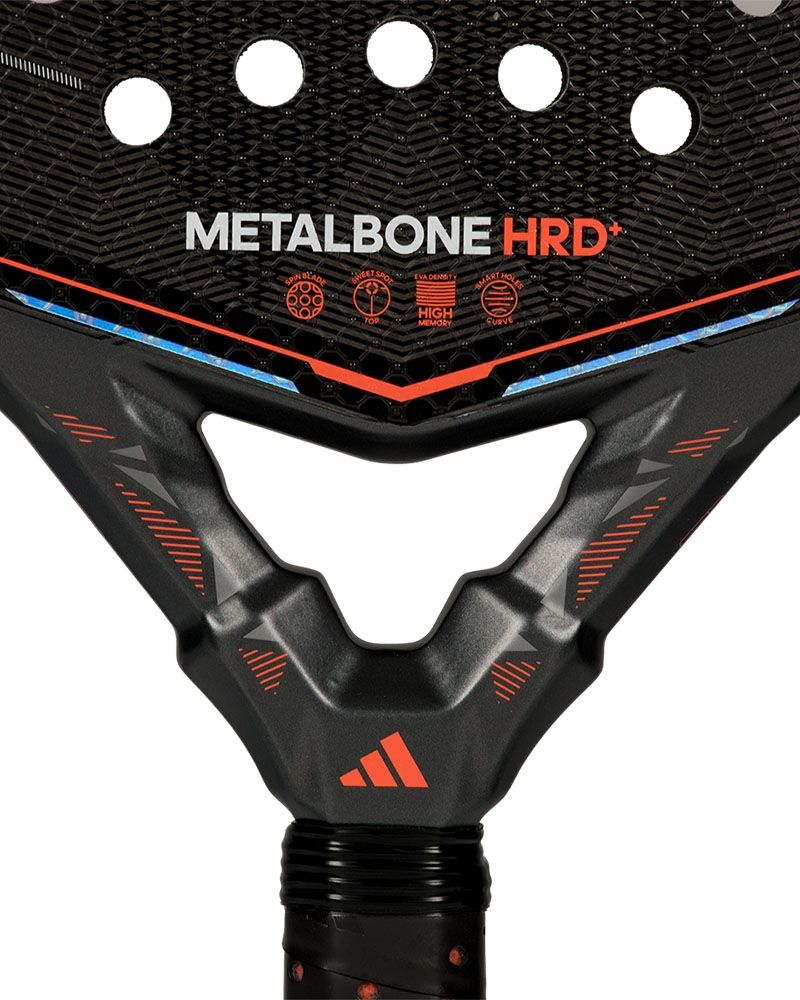Detail van het hartstuk van de Adidas Metalbone HRD+ 2026 by Ale Galán