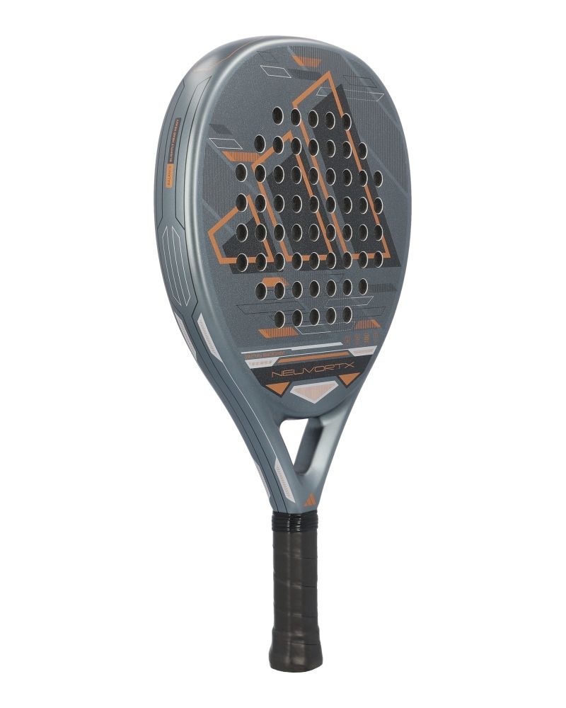 Adidas Neuvortx Cooper antraciet oranje padelracket schuin backaanzicht