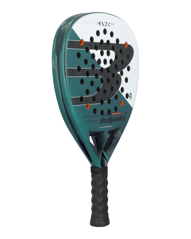 Bullpadel Hack 04 2025 padelracket schuin rechtsvoor