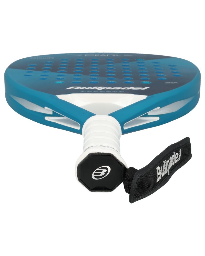 Bullpadel Pearl Cloud 2025 dames padelracket onderzijde van de handgreep