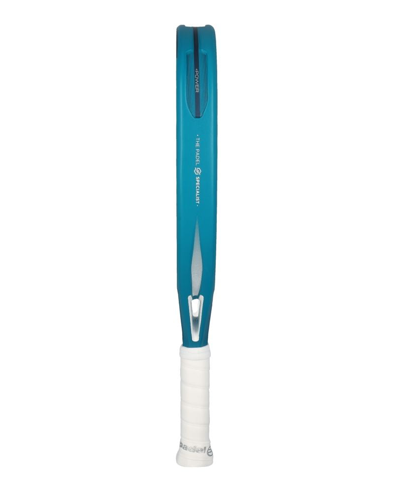 Bullpadel Pearl Cloud 2025 dames padelracket profiel van het frame