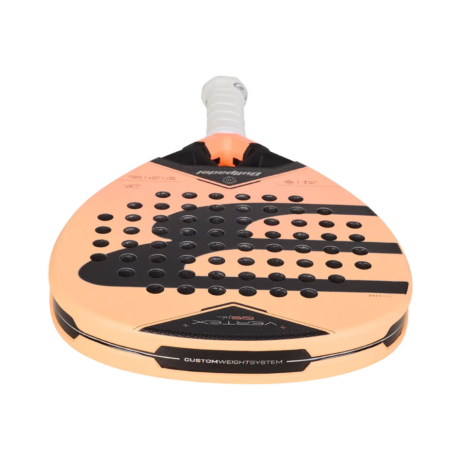 Close-up van slagvlak en frame van de Bullpadel Vertex 05 27 Woman 2027