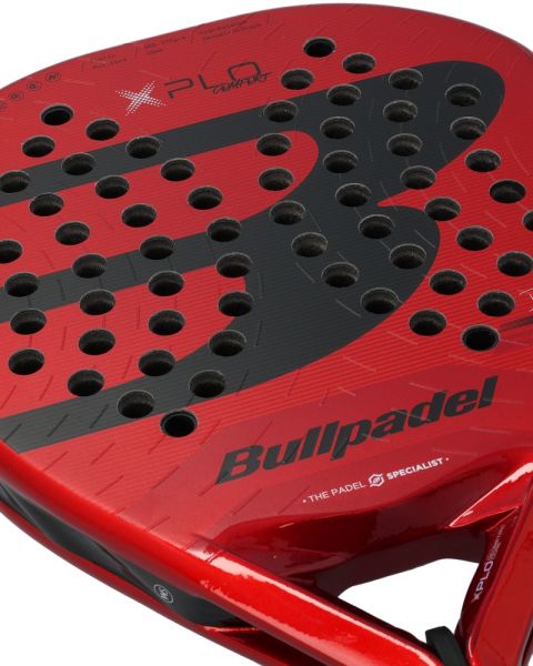 Detail van het racketblad van de Bullpadel XPLO Comfort 25