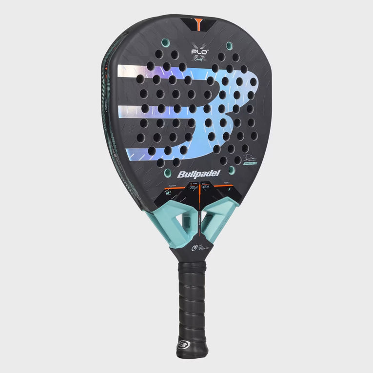 Bullpadel XPLO Comfort 27 padelracket schuin van voren met zichtbaar frame