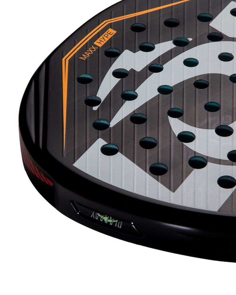 Detail van het 18K Carbon racketblad van de LOK Maxx Hype 2024