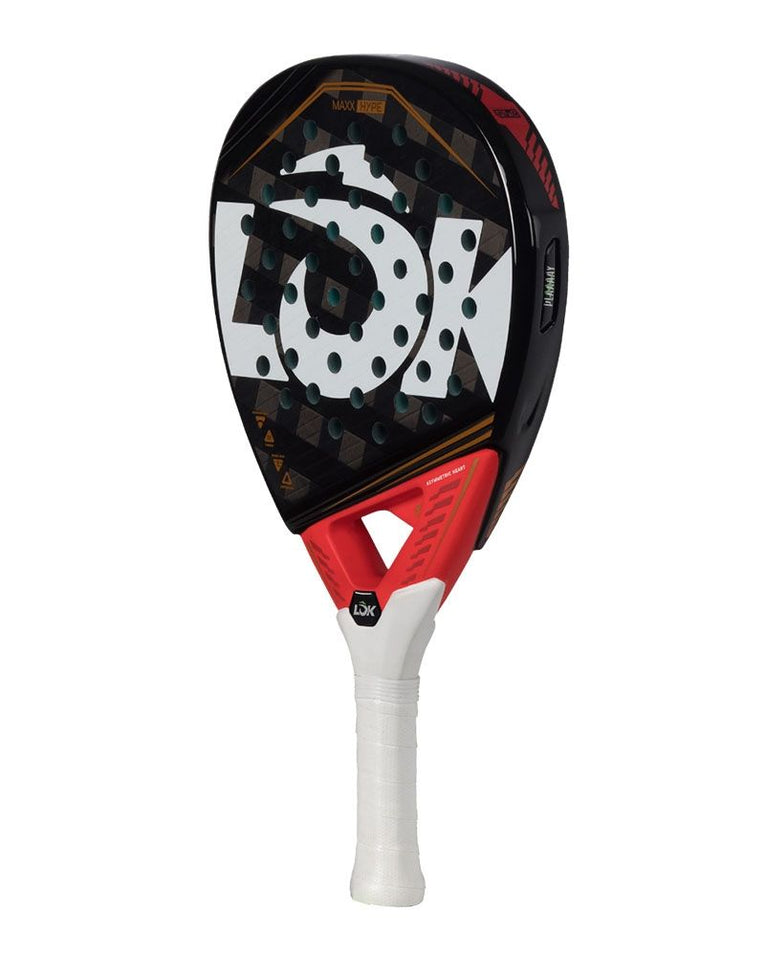 LOK Maxx Hype 2024 padelracket schuin vooraanzicht links met 18K Carbon racketblad