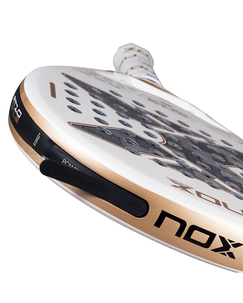 Nox AT10 Genius 12K Alum Xtreme 2026 detail Weight Balance close-up