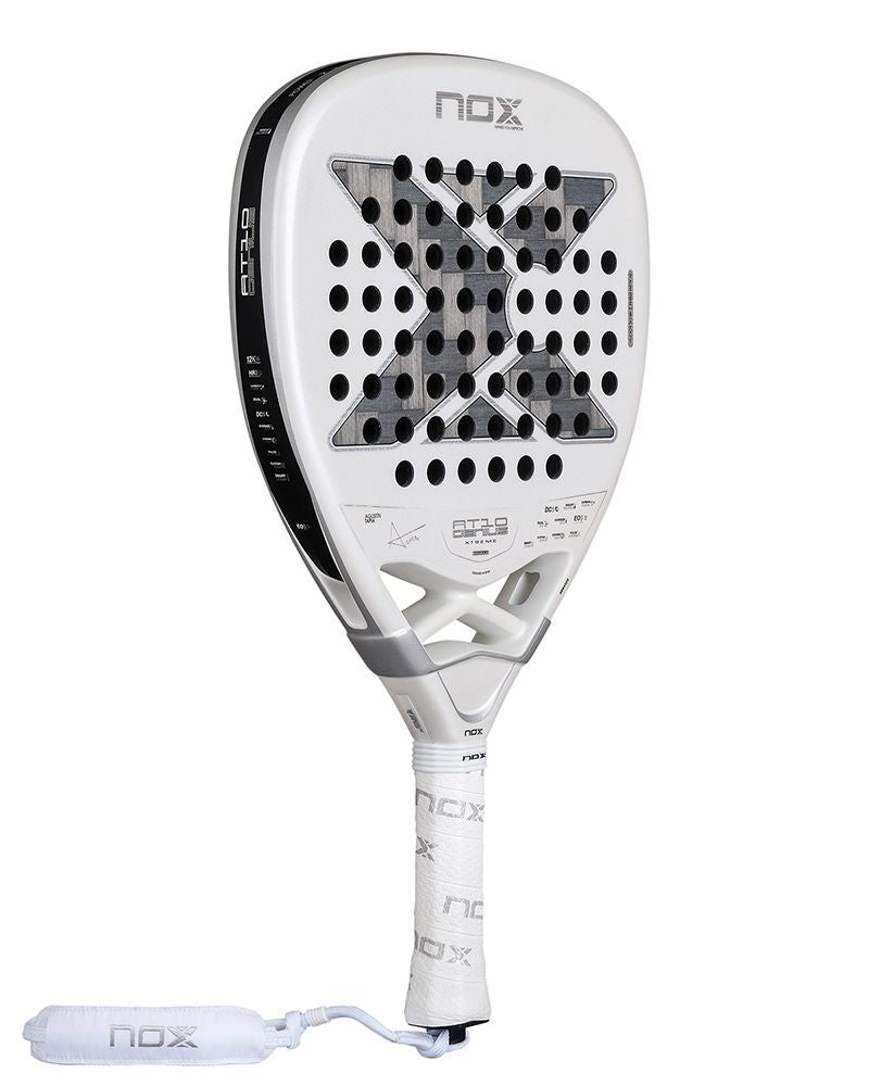 Nox AT10 Genius Attack 12K Alum XTREM 2026 White Edition schuin vooraanzicht padelracket