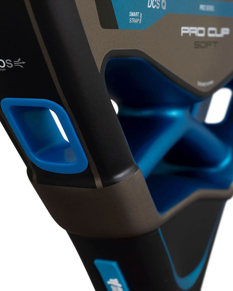 Detail van frame en brugconstructie van de NOX AT10 Pro Cup Soft 2026