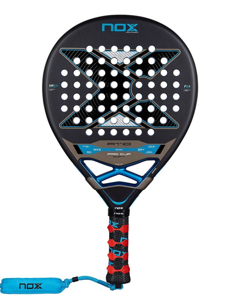 NOX AT10 Pro Cup Soft 2026 voorzijde met grip en SmartStrap