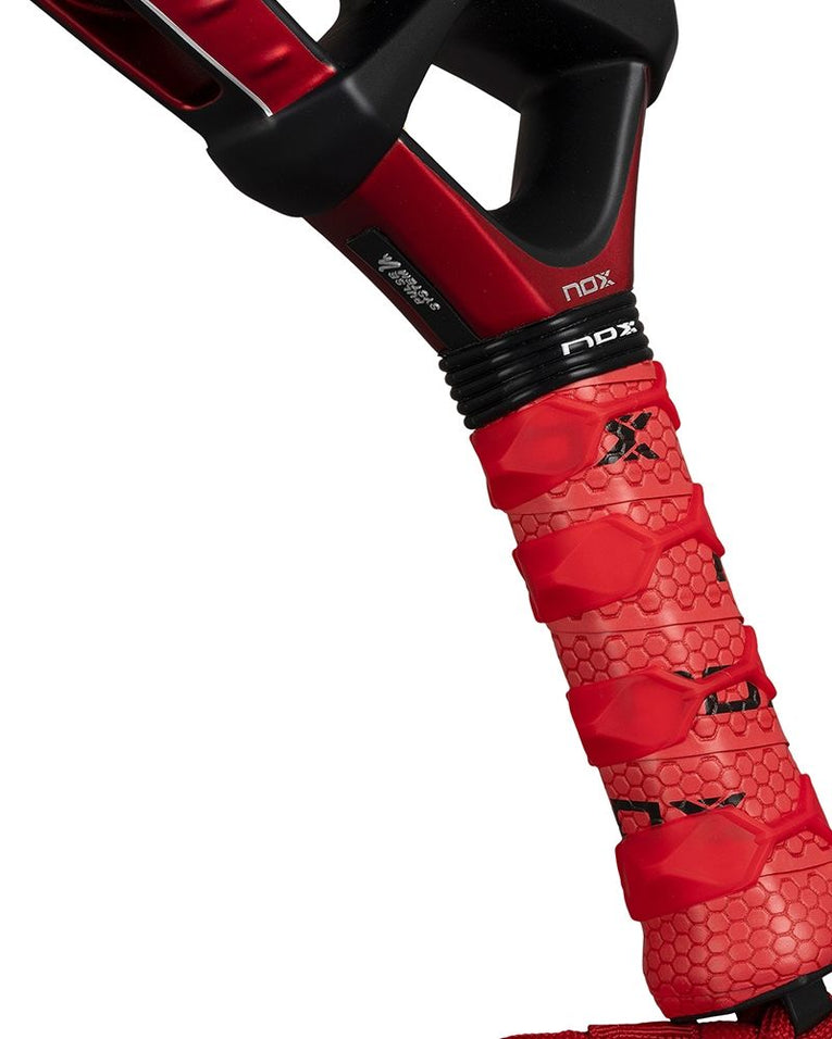 Nox EA10 Ventus Hybrid 12K Xtreme by Edu Alonso detail handvat padelracket
