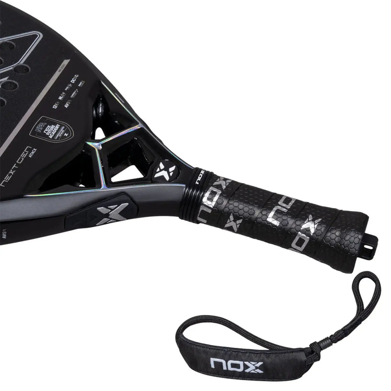 Handvat en Smart Strap van de NOX NextGen Pro Attack 12K NFA Series 2026