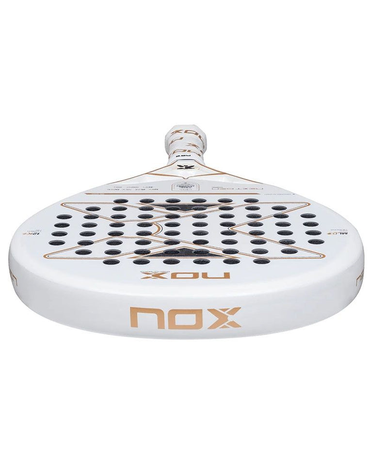 Detail van rand en slagvlakprofiel van de Nox NextGen Pro Hybrid 12K NFA Series 2026
