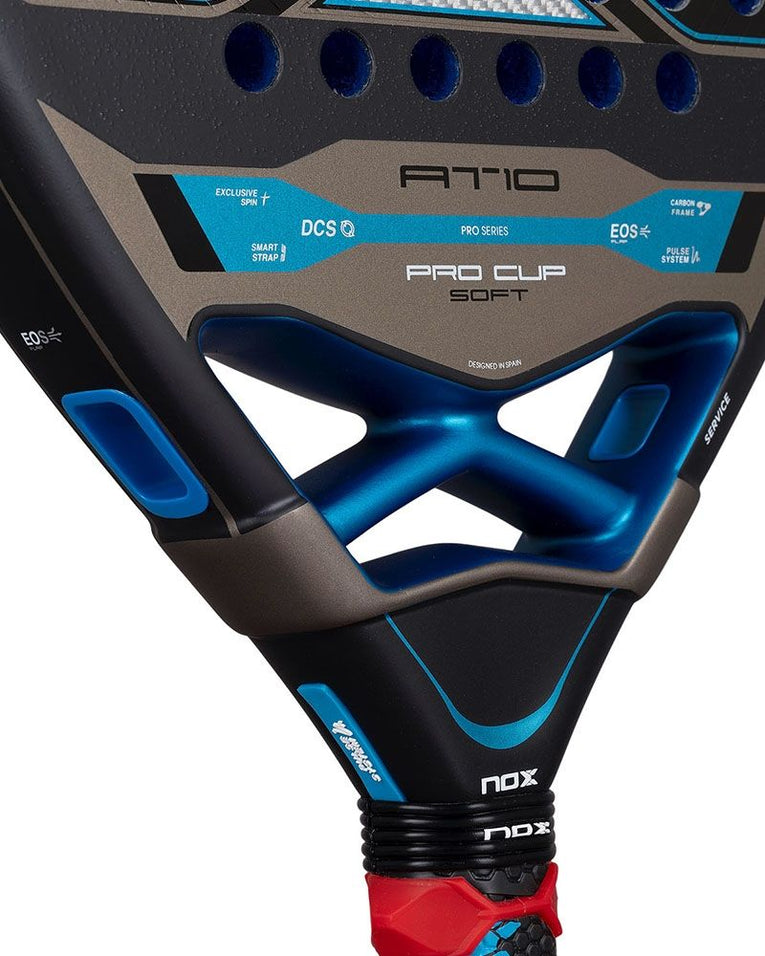 Brugconstructie en technologiedetails van de NOX AT10 Pro Cup Soft 2026