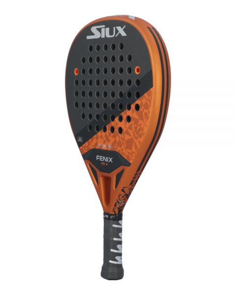 Siux Fenix IV Go padelracket schuin van links