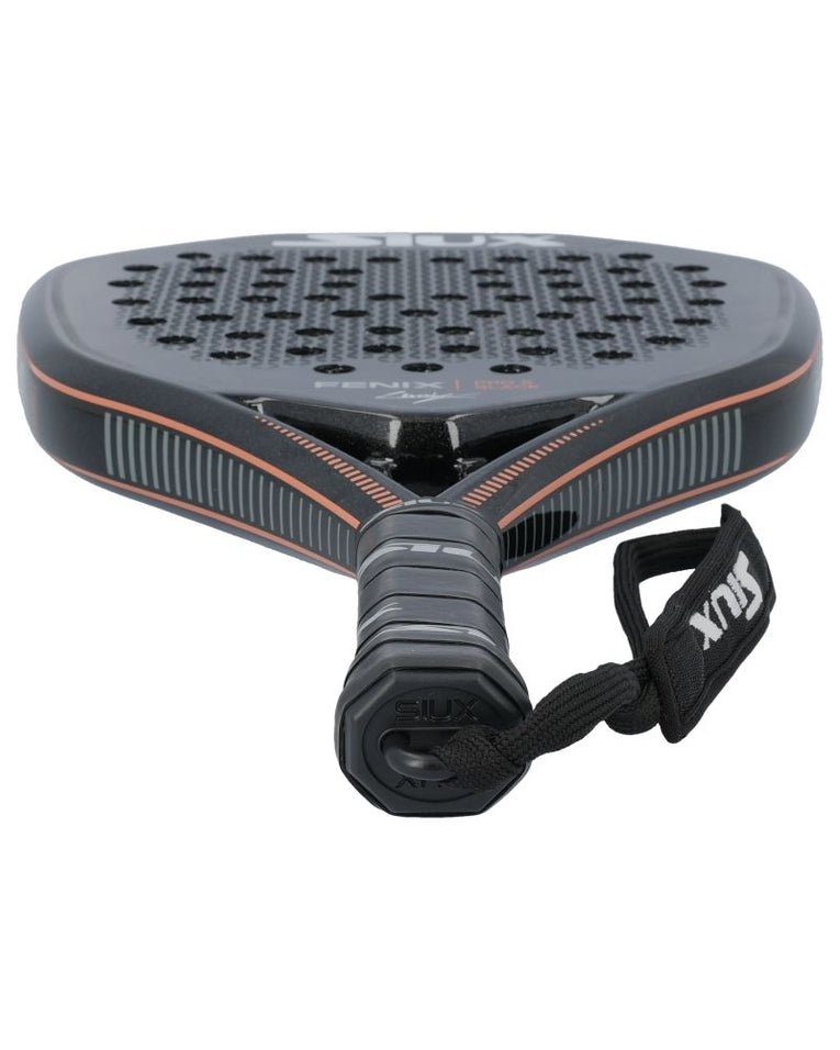 Siux Fenix Pro 5 Black 2025 onderzijde handvat en polsband