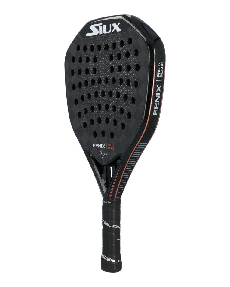 Siux Fenix Pro 5 Black 2025 schuin vooraanzicht links padelracket