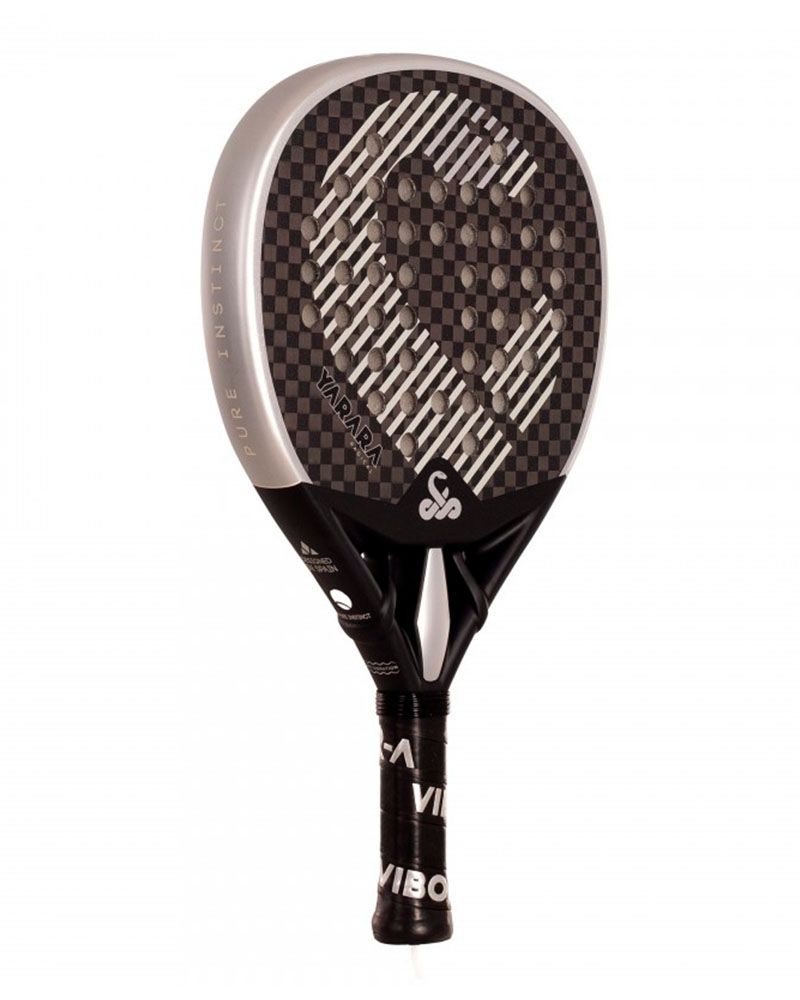 Vibor-A Yarara Radical 12K 2.0 2025 schuin vooraanzicht links padelracket