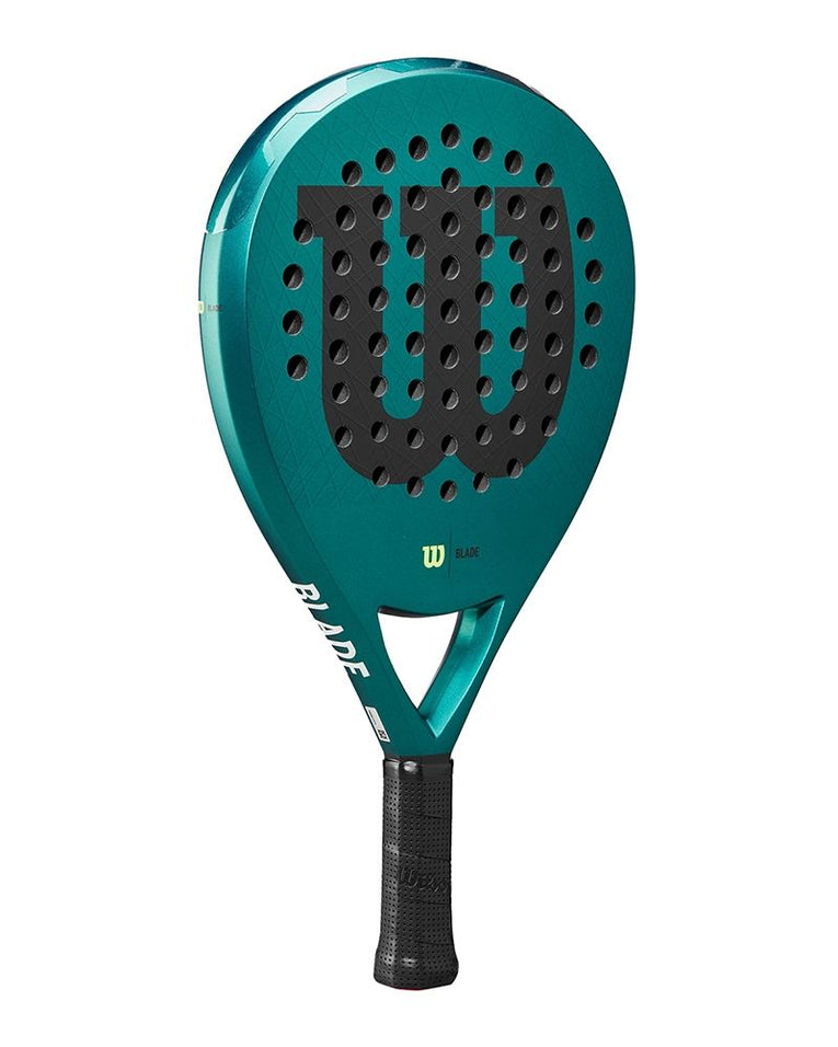 Wilson Blade V3 Padel padelracket schuin rechtsvoor
